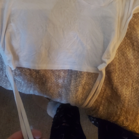 Halter crop - Picture 3 of 3